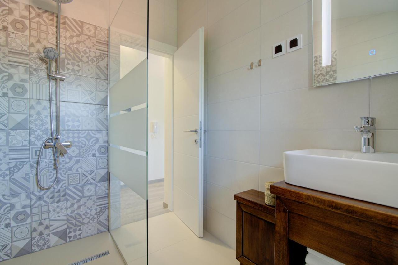 Visumapartments Senj  Esterno foto